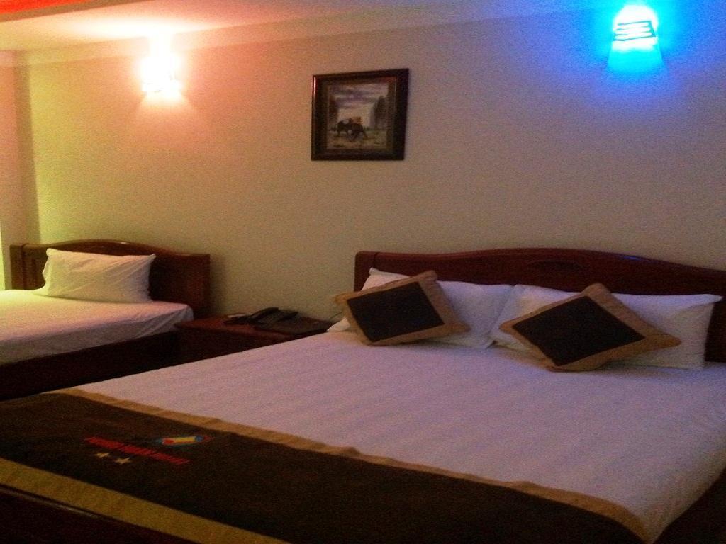 Vuong Hoan 2 Hotel Vinh Exterior foto