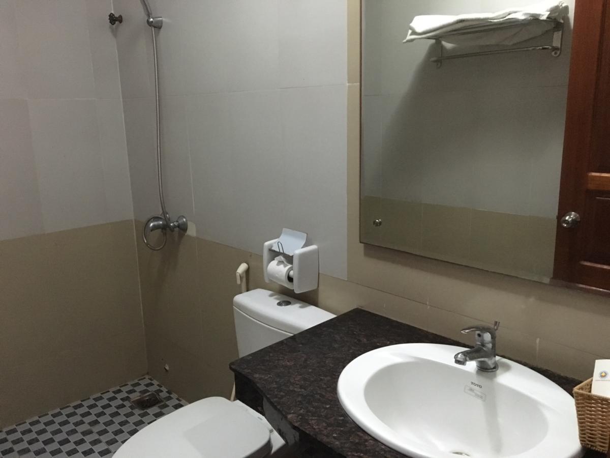 Vuong Hoan 2 Hotel Vinh Exterior foto